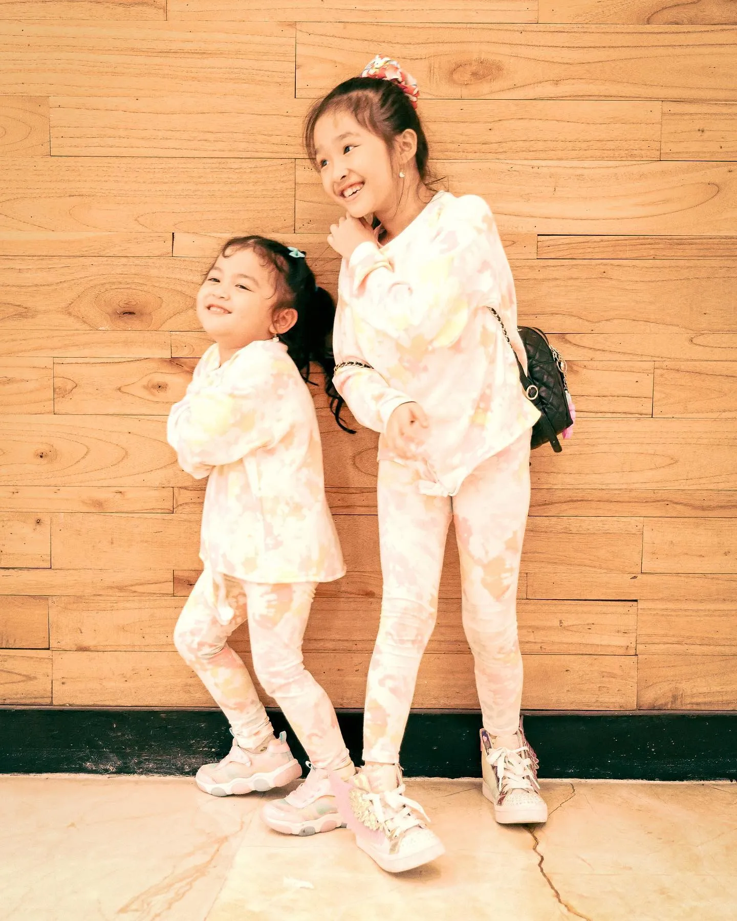 (credit: instagram/thaniaputrionsu)