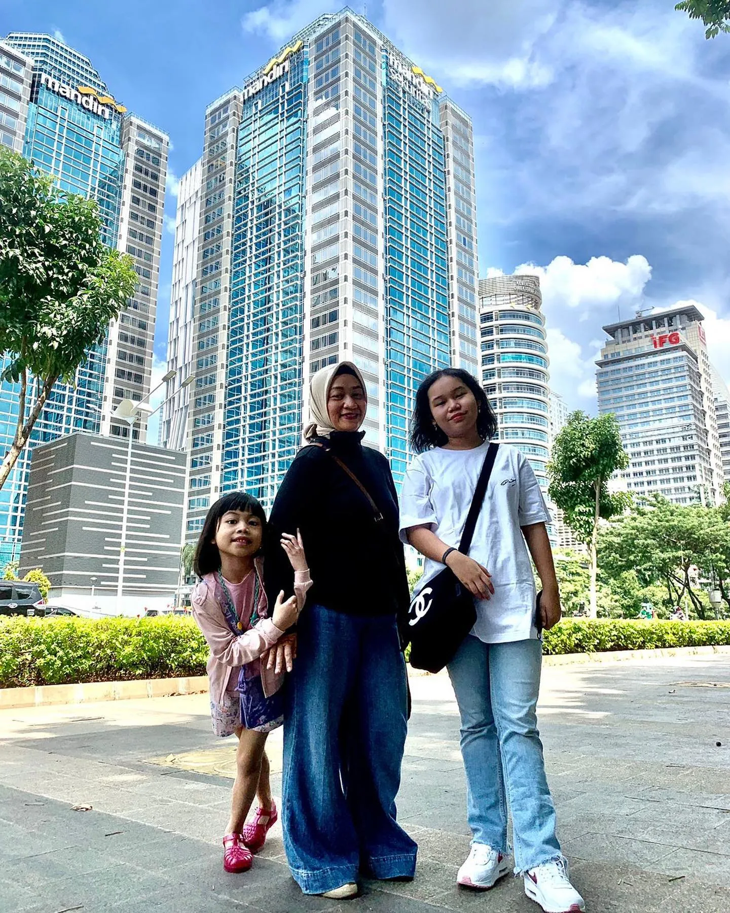 (credit: instagram/tikeprie)