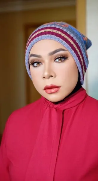 (credit: instagram/melly_goeslaw)