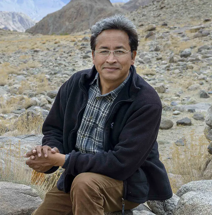 Sonam Wangchuk, sosok inspirasi lahirnya Phunsukh Wangdu di 3 IDIOTS ©storypick.com