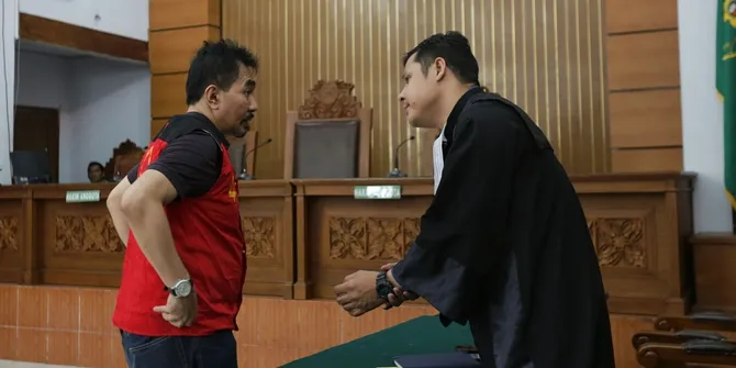Dalam sidang tersebut, Elma Theana dan Reza Artamevia berhalangan hadir. © KapanLagi.com/Budy Santoso