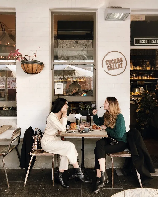 Ana Octarina & Acha Sinaga Sydney Day Out (credit : instagram.com/anaoctarina)