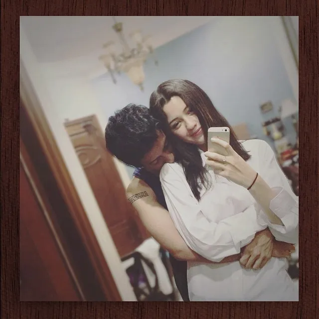 Aaron dan Kim pamer kemesraan di Instagram / © Aaron Ashab Instagram
