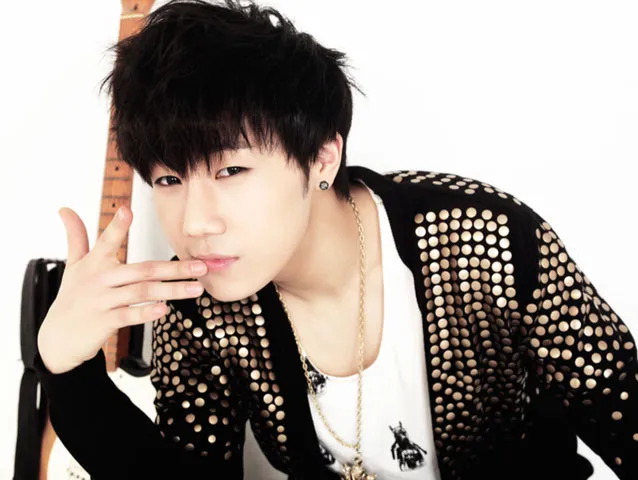 Sung Gyu secara berani mengungkap hubungan cintanya. ©soompi.com