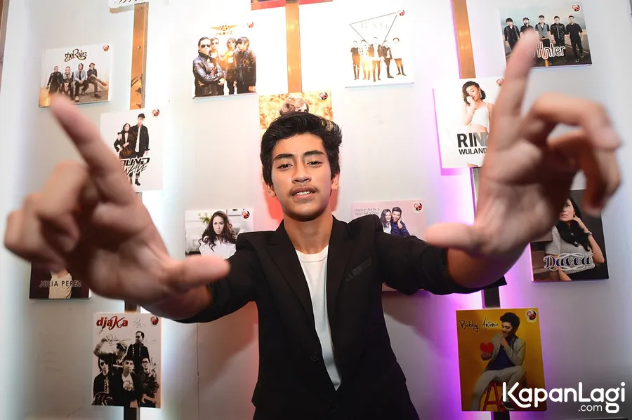 Umi Pipik tak ingin Abidzar lupakan sekolah © KapanLagi.com®/ Bambang E Ros