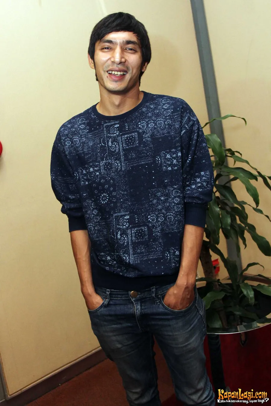 Abimana Aryasatya perankan Arai dalam film EDENSOR | Foto: Muhammad Rasyad