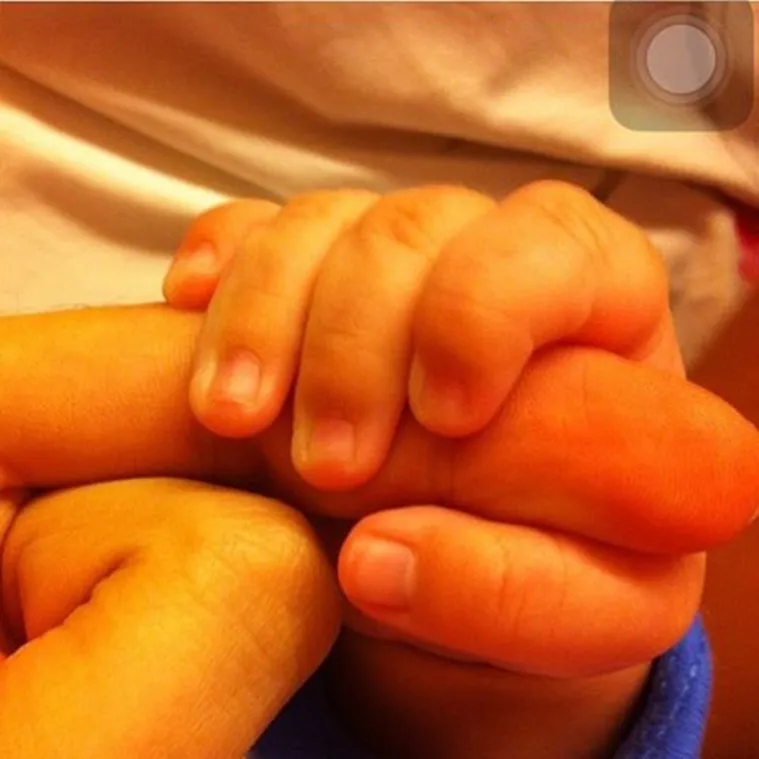 So sweet banget cinta Aryan pada AbRam Khan © Instagram.com/iamaryankhan