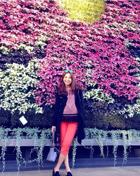 Simple tapi fashionable, begini pesona cantik ibu hamil Acha Septriasa. /©instagram.com/septriasaacha