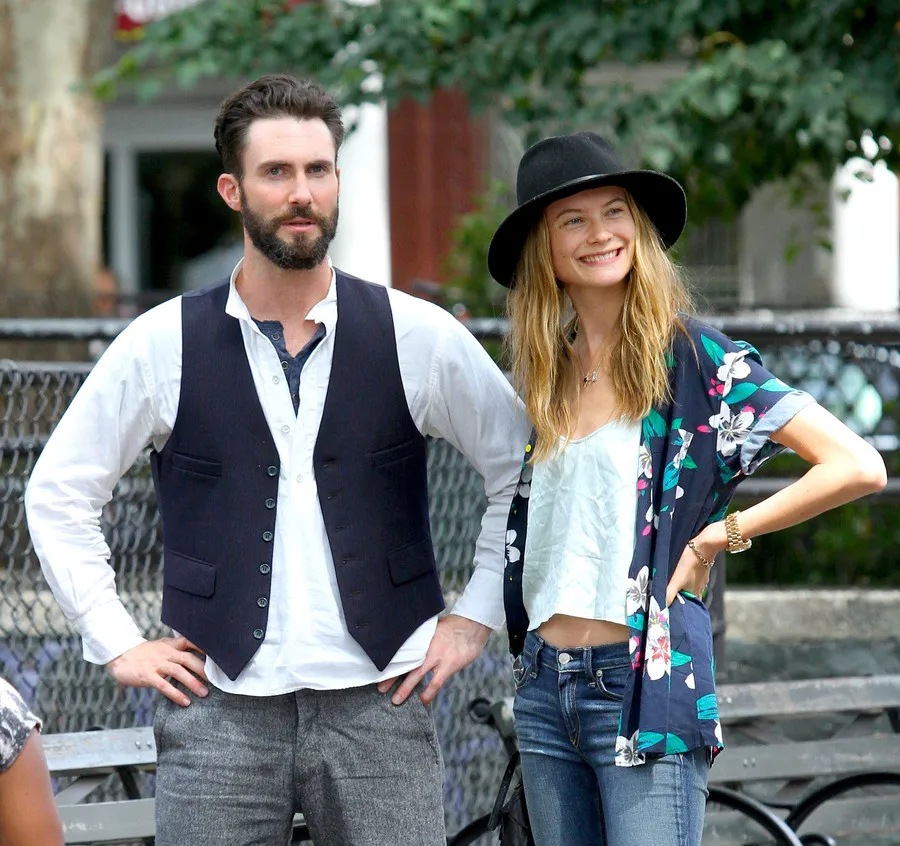 Selamat atas pernikahannya, Adam dan Behati! @ splashnews.com