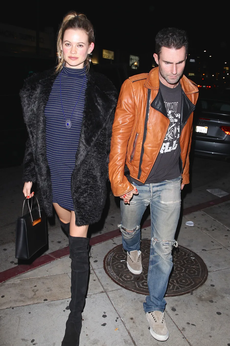 Behati Prinsloo dan Adam Levine bakal cerai? © Splashnews.com