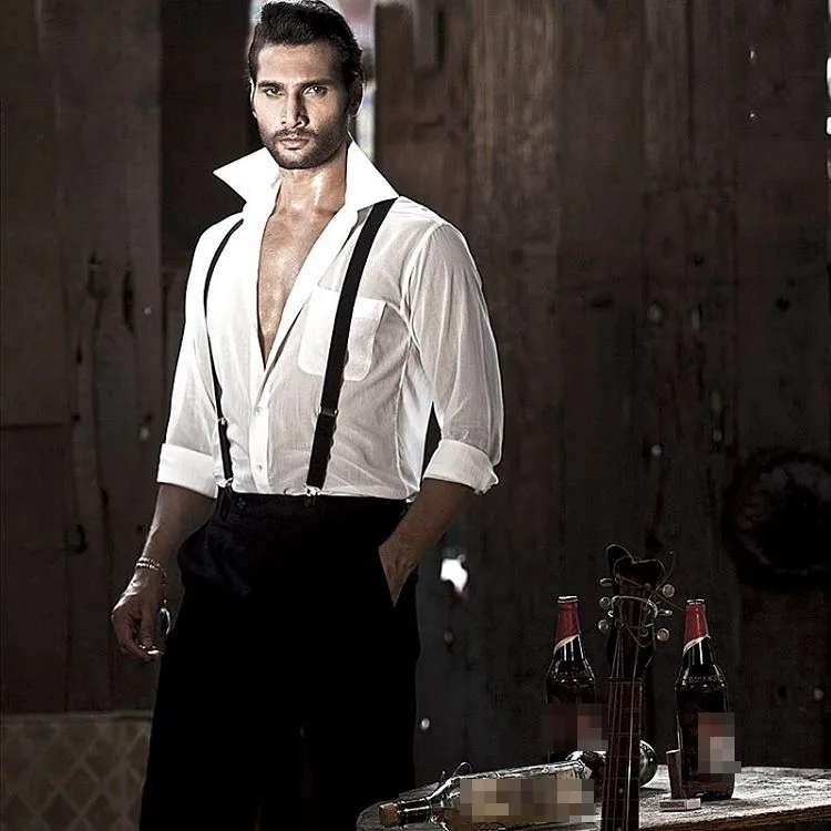 Memiliki tubuh yang bagus, Aham Sharma cocok jadi model. ©instagram.com/1ahamsharma