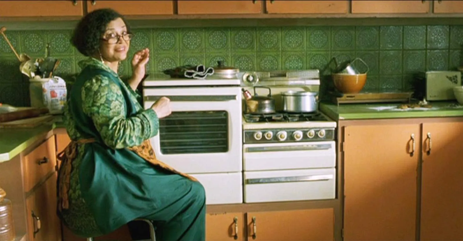 Neo Warner Bros Pictures