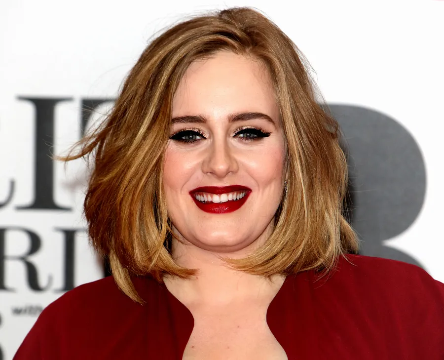 Adele tunda upacara pernikahannya © TPG Images