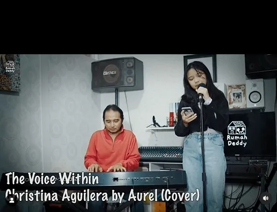 Potret Adik Tiara Andini Cover Lagu (Credit: Instagram/deddycruisera)