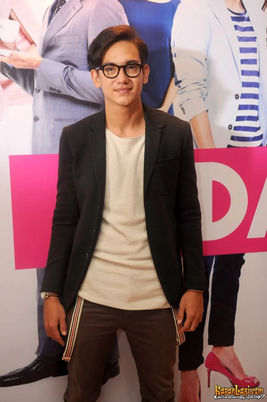 Jadi cowok melambai, Adipati Dolken harus datangkan acting coach/©KapanLagi.com®/Bayu Herdianto