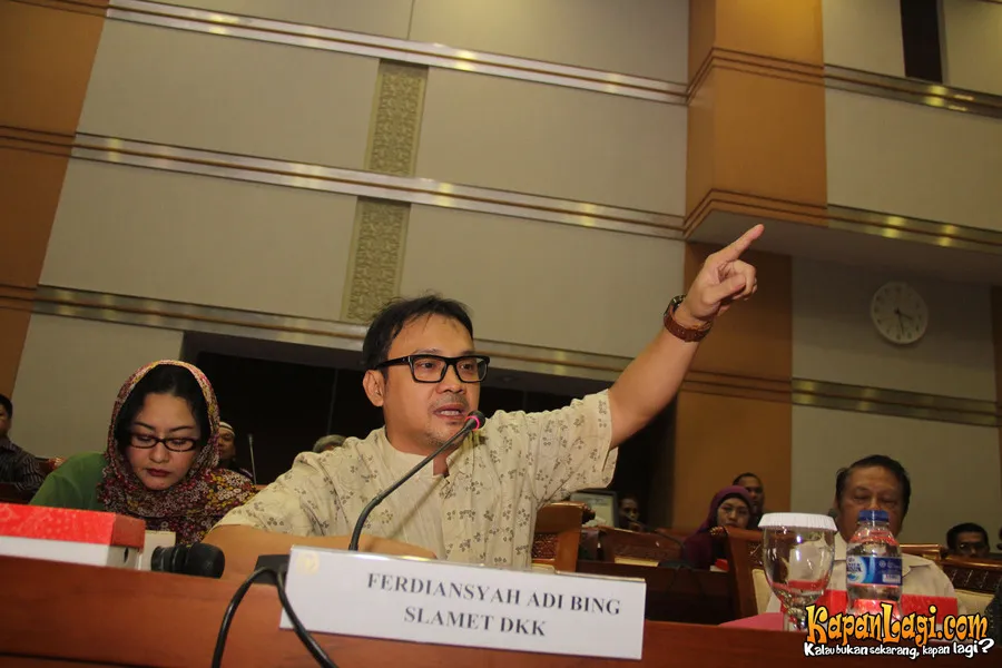 Adi Bing Slamet memenuhi panggilan Polda.