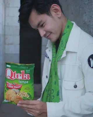 Aditya Suryo (c) Qtela