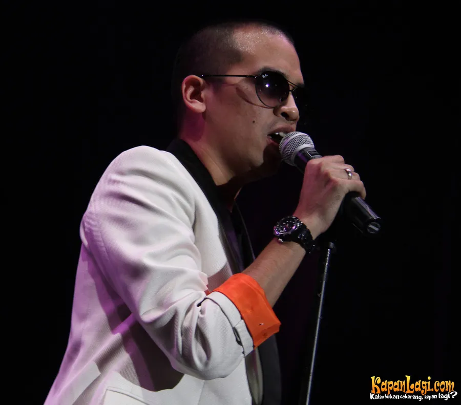 Aditya jago bikin lirik yang menggoda