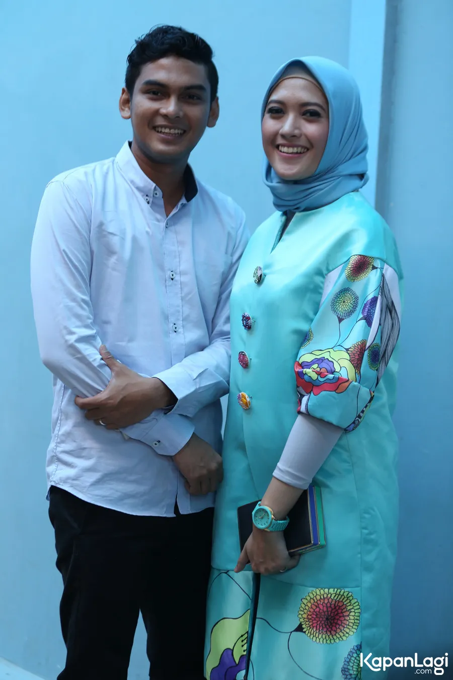 Aditya Putri dan Ridwan Ghani sudah lamaran dan berniat untuk menikah. ©KapanLagi.com/Budy Santoso