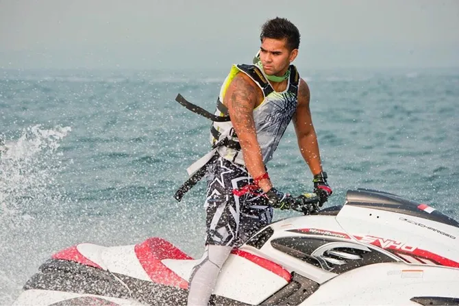 instagram.com/aeroaswar