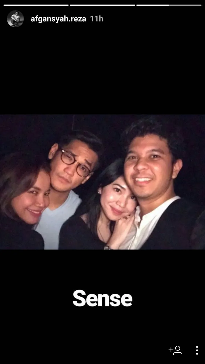 Rossa dan Afgan tak canggung menunjukkan kemesraan. ©Instagram/afgansyah.reza