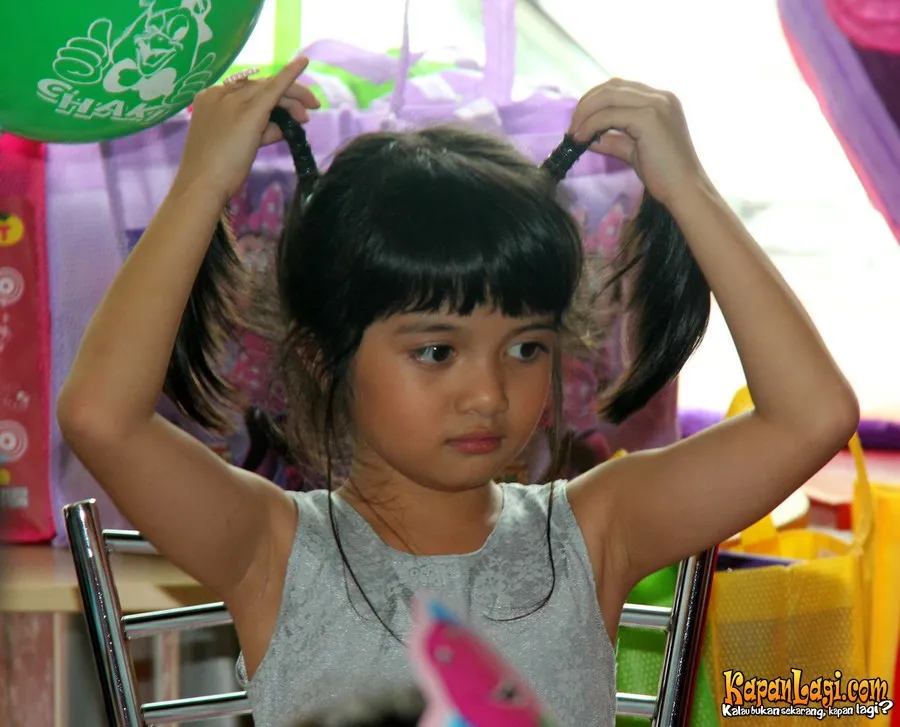 Afiqah, cemberut saat Morgan batal datang