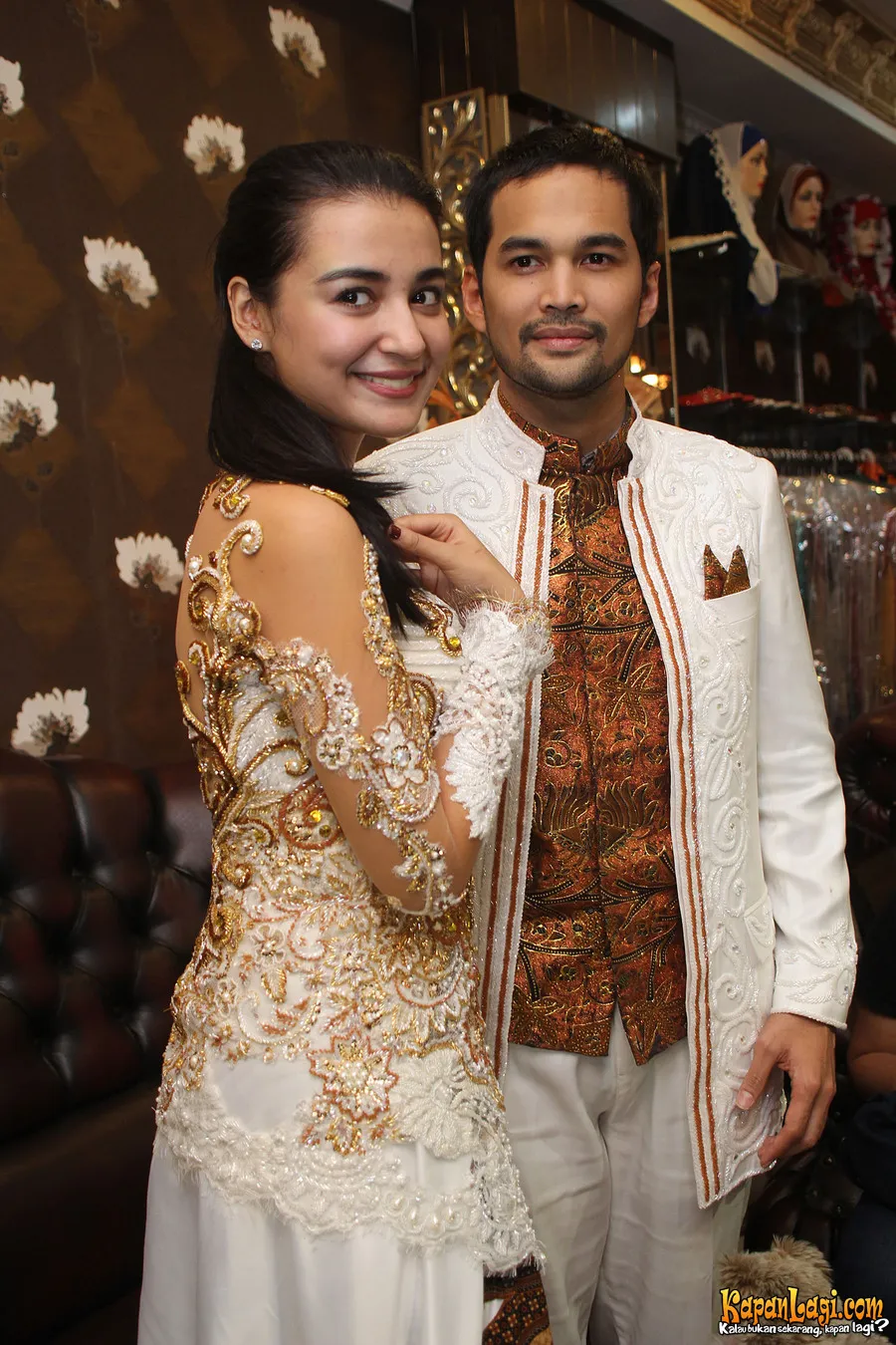 Shireen mengungkap sang suami sering panik dengan kehamilannya.