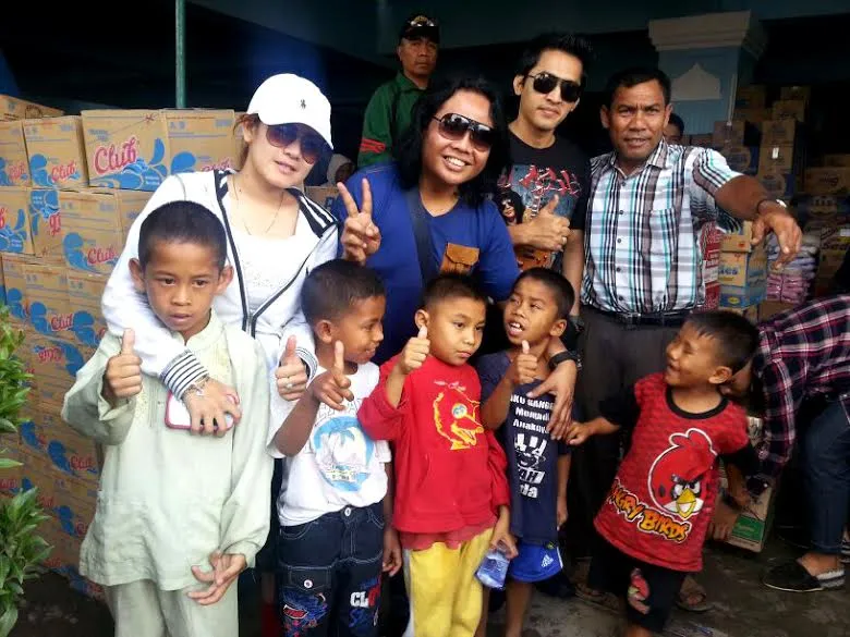 Ageng Kiwi beri bantuan di Gunung Sinabung