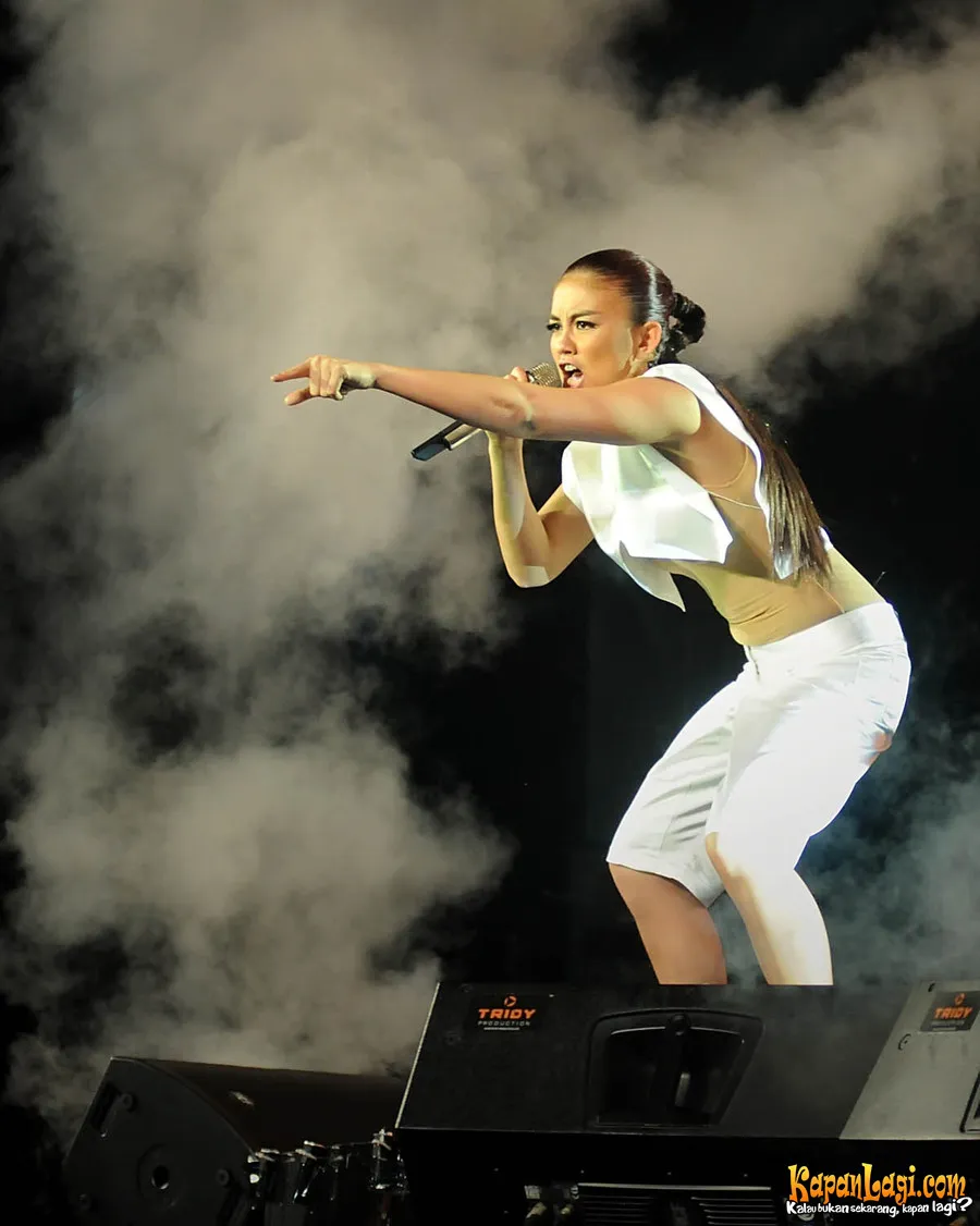 Agnes Monica