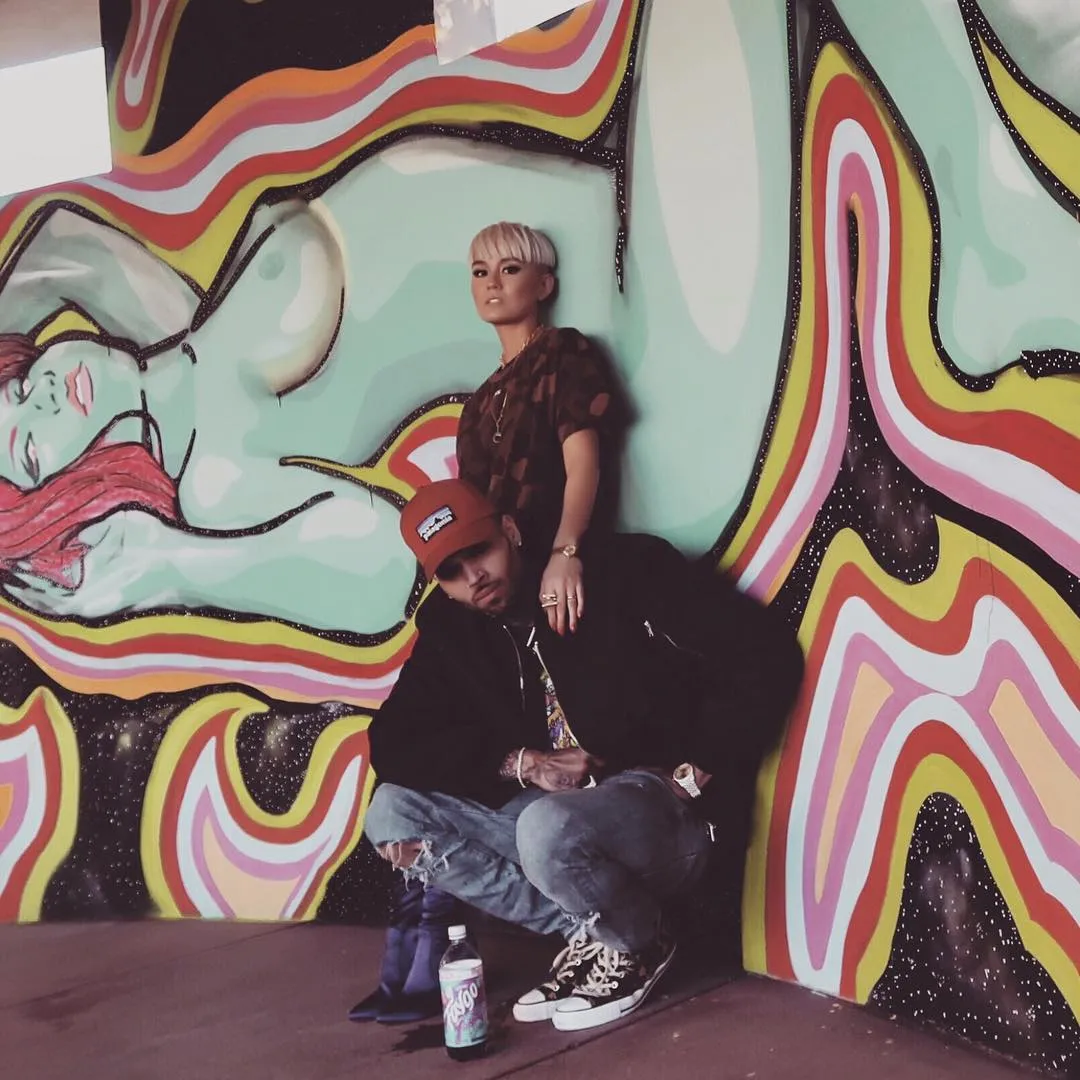 © instagram.com/agnezmo