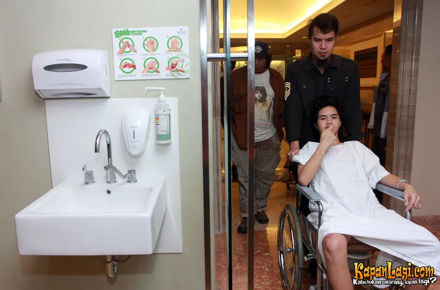 Ahmad Dhani dan Dul.