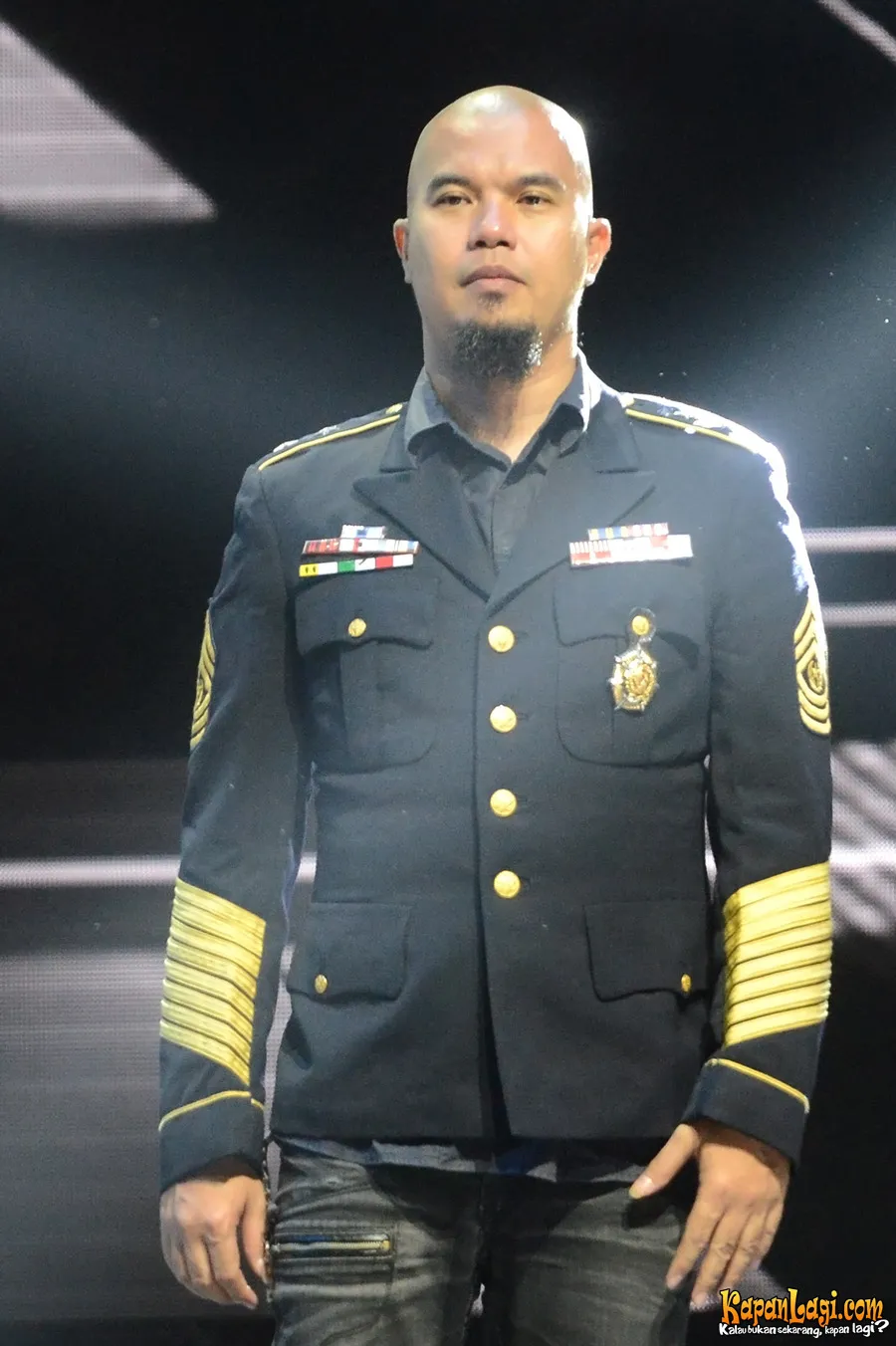 Penyelidikan sudah selesai, Dhani masih menunggu laporannya terhadap Farhat Abbas P21. ©KapanLagi.com®/Bambang E Ros