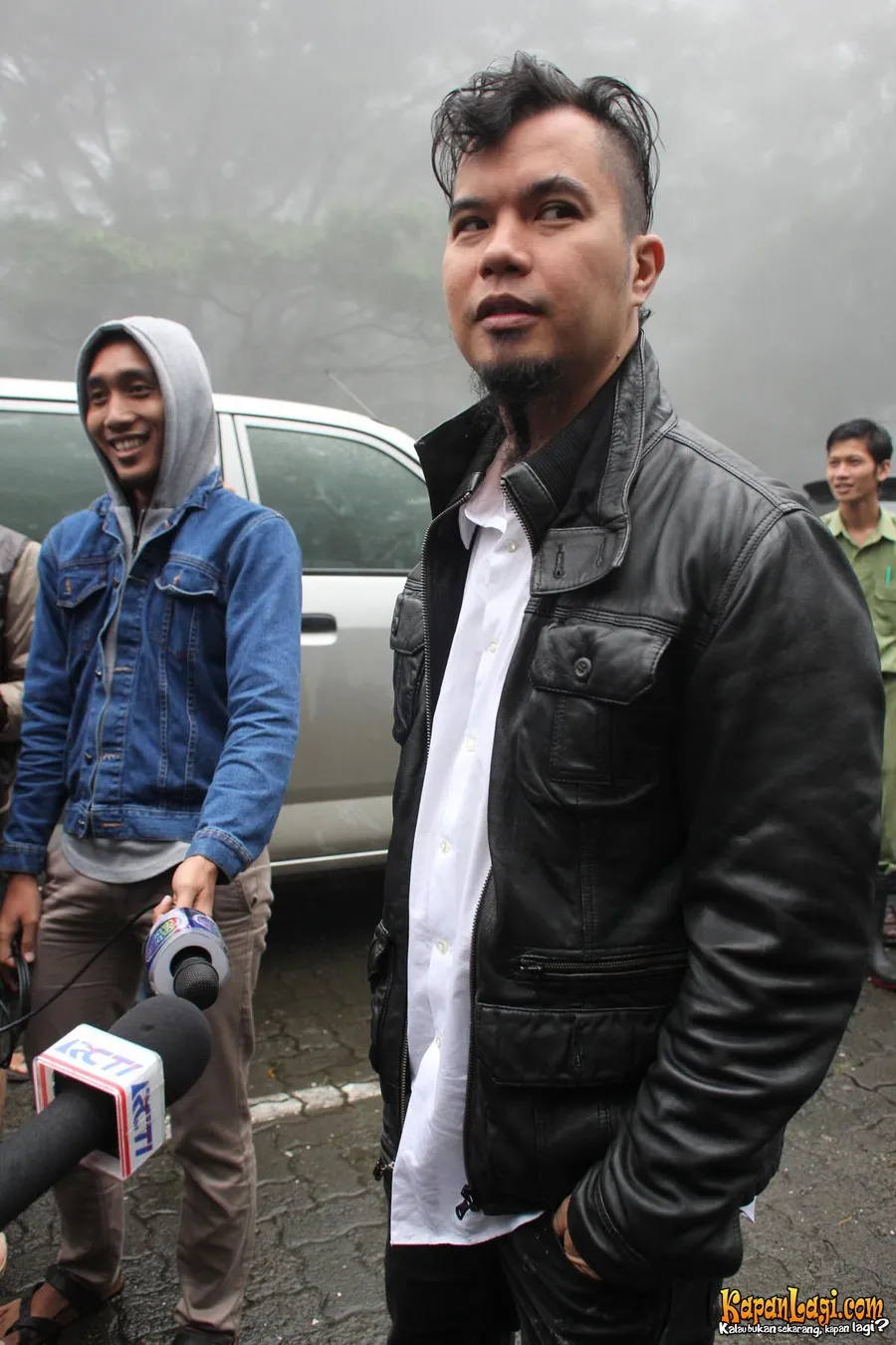 Dhani siap main hakim sendiri jika hukum gagal menyeret Farhat Abbas.
