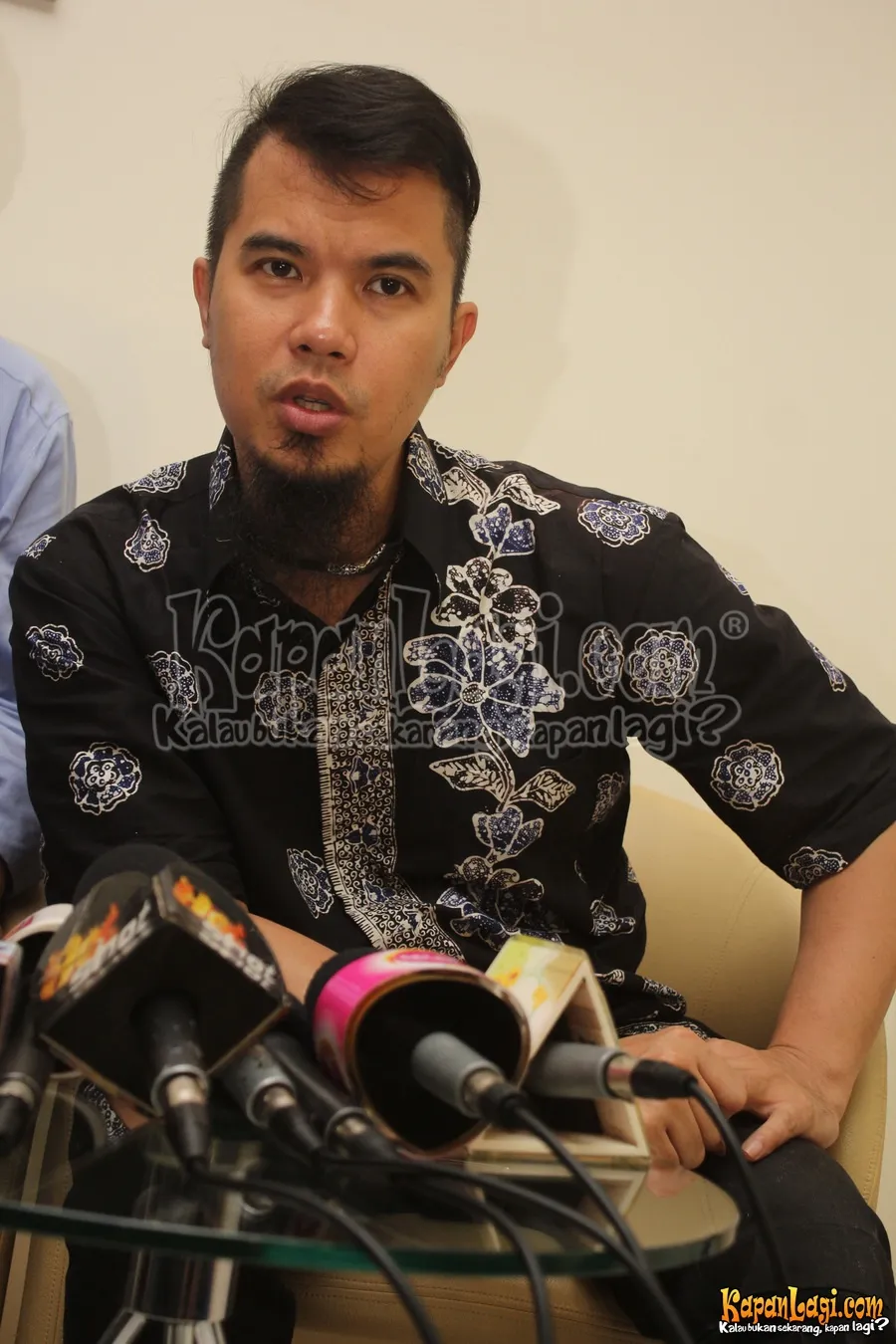 Ahmad Dhani mengungkap anaknya jadi sering melamun ketika ada yang membicarakan korban.