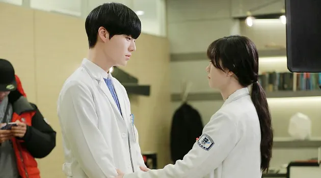 Ahn Jae Hyun secara pribadi mengucapkan terima kasih pada penggemar yang memberi restu pada hubungannya dengan Goo Hye Sun. ©Soompi.com