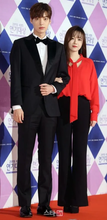 Ahn Jae Hyun dan Goo Hye Sun resmi pacaran. © Star In