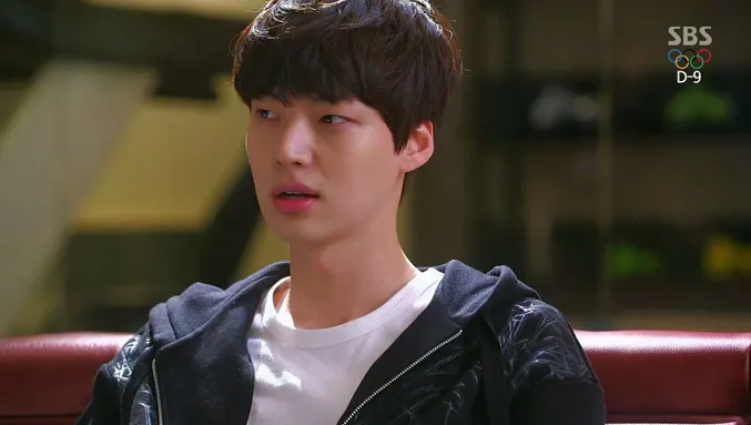 Ahn Jae Hyun saat membintangi Man From The Stars. SBS®