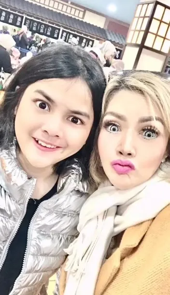 Pernah Menyebut sang Ibu Halu