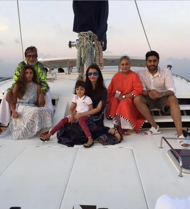 Perayaan ultah Abhishek Bachchan di Meldives ©pinkvilla