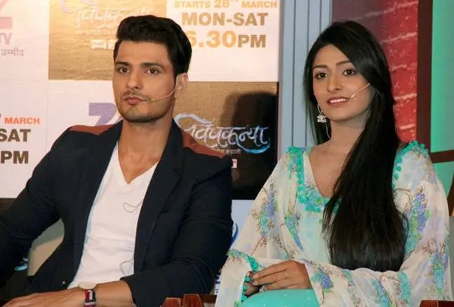 Meski membintangi 'Putri Biru', tapi Aishwarya Khare tak percaya hal mistis ©indiatoday.intoday.in