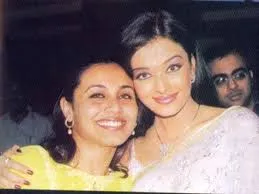 Aishwarya Rai kala masih akrab dengan Rani ©missmalini.com
