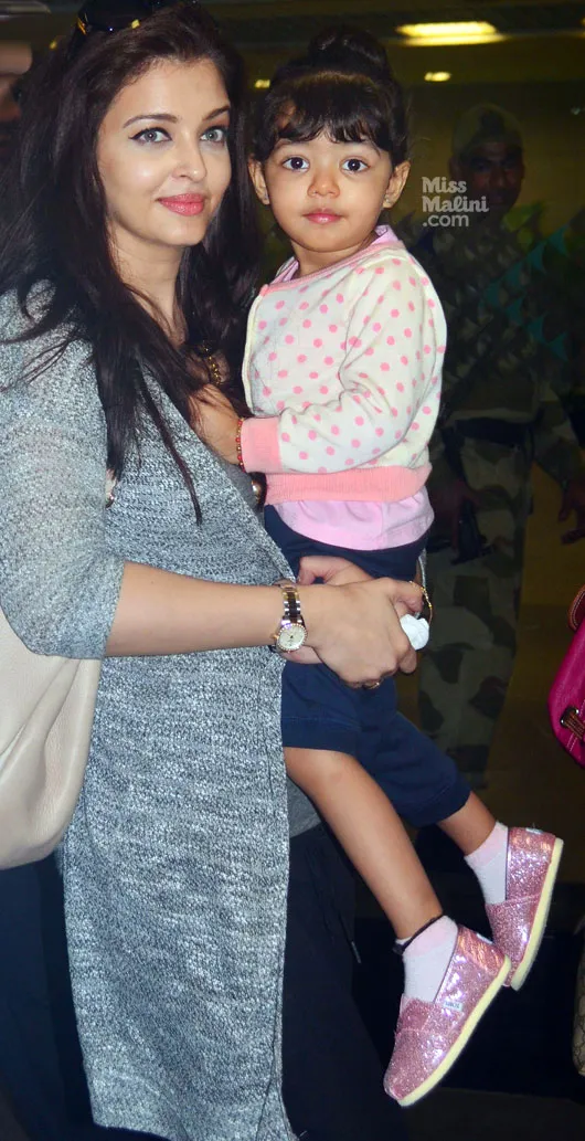 Aishwarya tipu Aaradhya yang tak tahu dirinya adalah aktris. ©missmalini