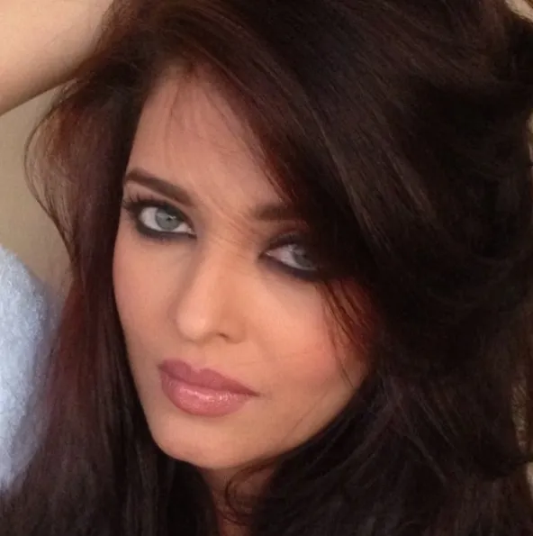 Aishwarya Rai benar-benar awet muda ©instagram/mickeycontractor