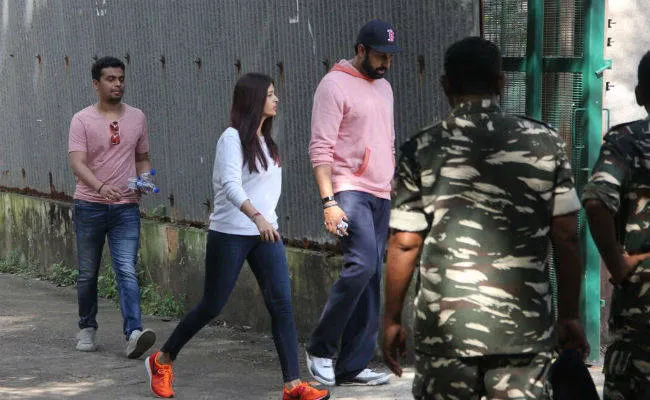 Aishwarya Rai panik mendengar kabar apartemen ibunya terbakar ©NDTV