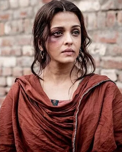 Aishwarya Rai babak belur di film 'SABJIT' ©instantbollywood