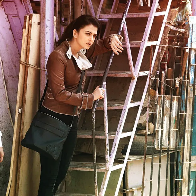 Film debut Aishwarya Rai, 'JAZBAA' akan tayang perdana di Cannes, Prancis @apunkachoice.com