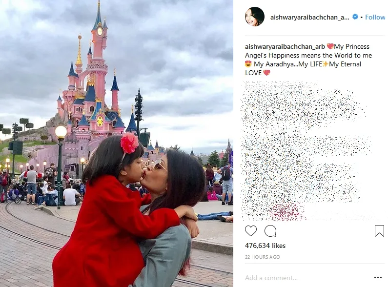 Aishwarya Rai di Disneyland Paris bersama Aaradhya ©instagram