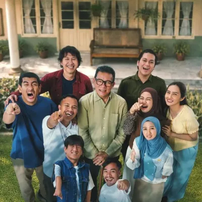 Ajil Ditto Ceritakan Syuting Film 'ISTIMEWA': Tahan Tangis hingga Momen 'Cut'