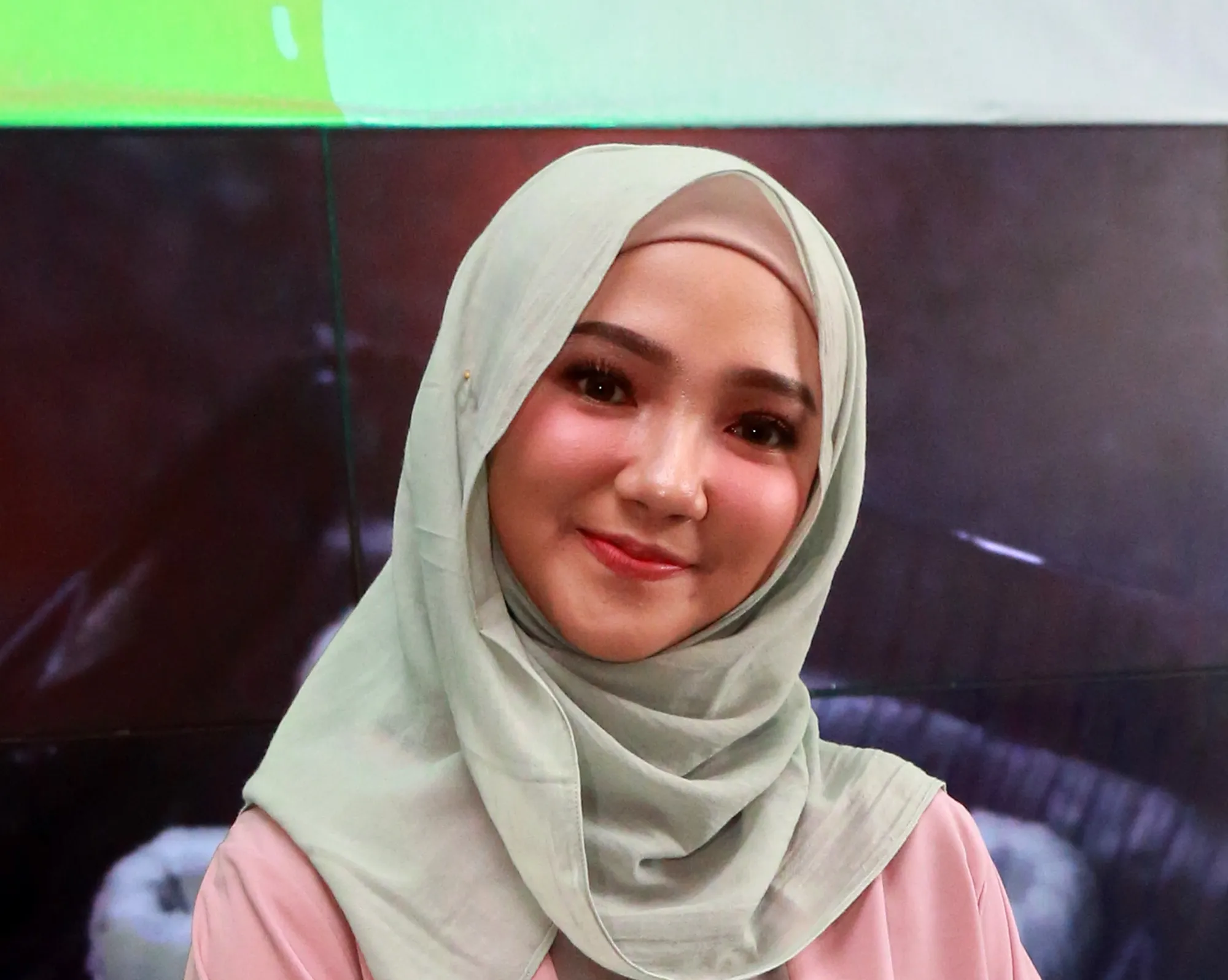 Ayu Indriati soroti fenomena ibu-ibu pengendara motor. ©KapanLagi.com/Muhammad Akrom Sukarya