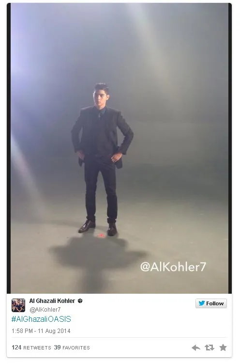 Al Ghazali dengan jas hitam. Twitter.com/AlKhohler7